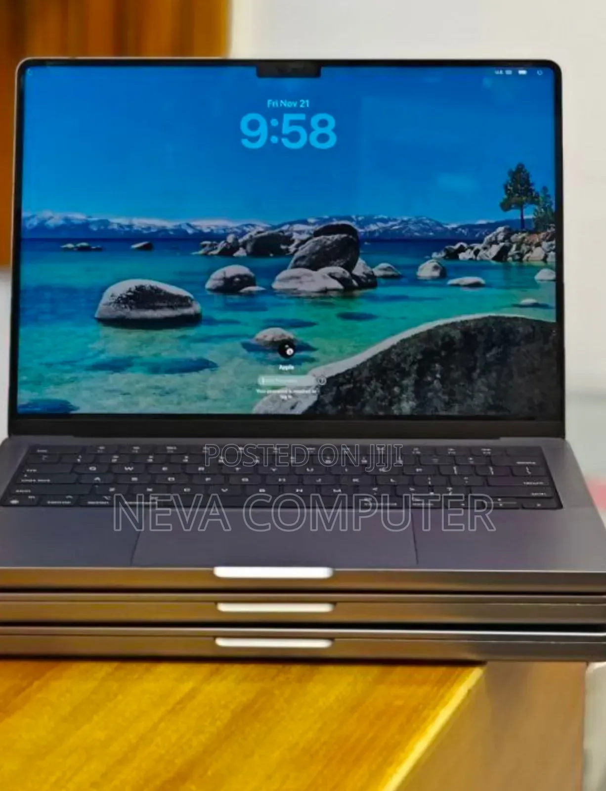 New Laptop Apple MacBook Pro M1 32GB Apple M1 Pro SSD 512GB