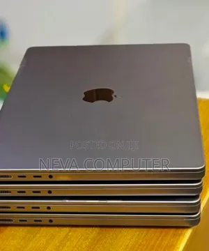 New Laptop Apple MacBook Pro M1 32GB Apple M1 Pro SSD 512GB