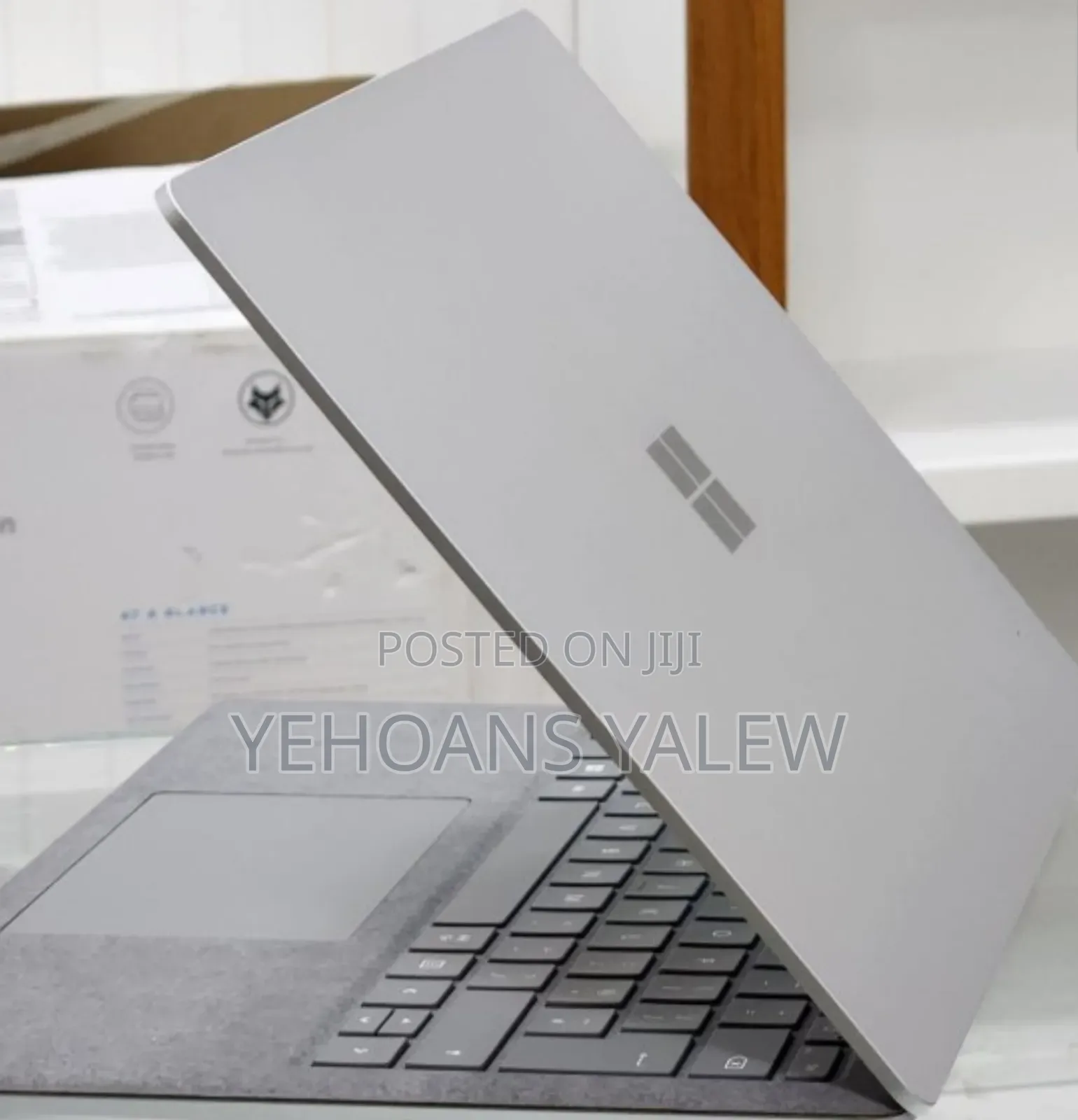 New Laptop Microsoft Surface 16GB Intel Core I7 SSD 256GB