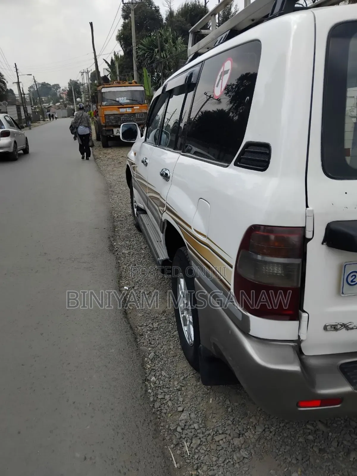 Toyota Land Cruiser 2002 White