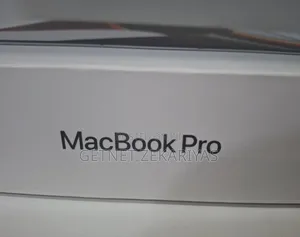 New Laptop Apple MacBook Pro M1 32GB Apple M1 Max SSD 1T