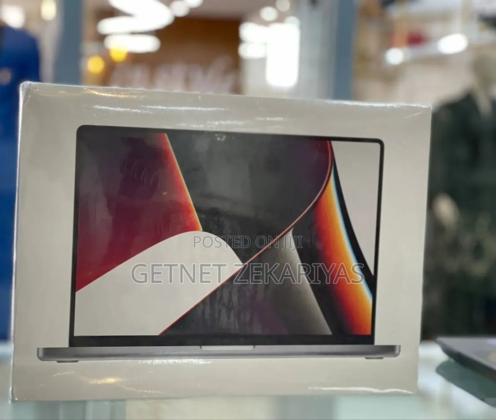 New Laptop Apple MacBook Pro M1 32GB Apple M1 Max SSD 1T