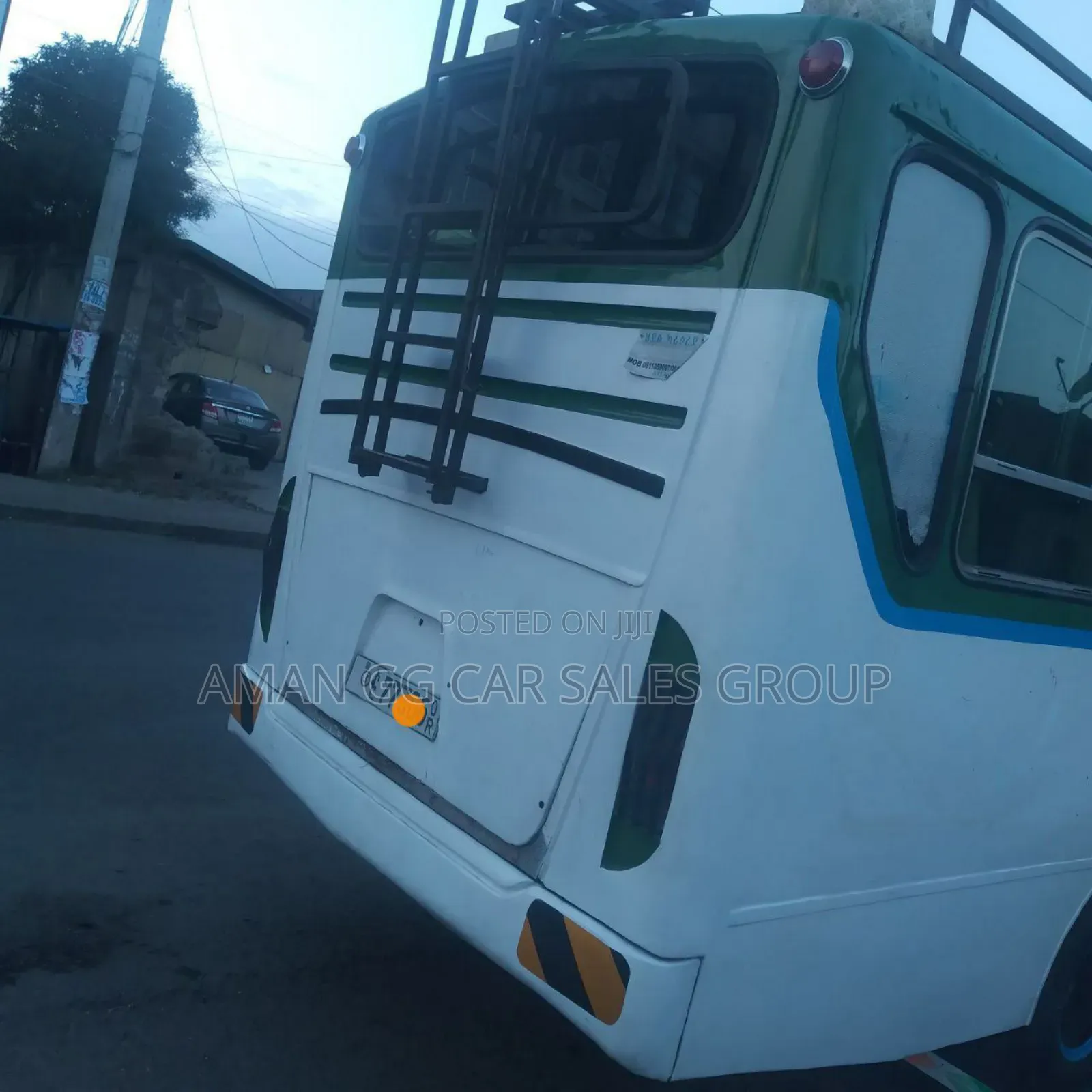 Isuzu Executive Bus 2019 White