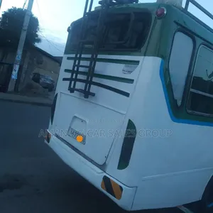 Isuzu Executive Bus 2019 White