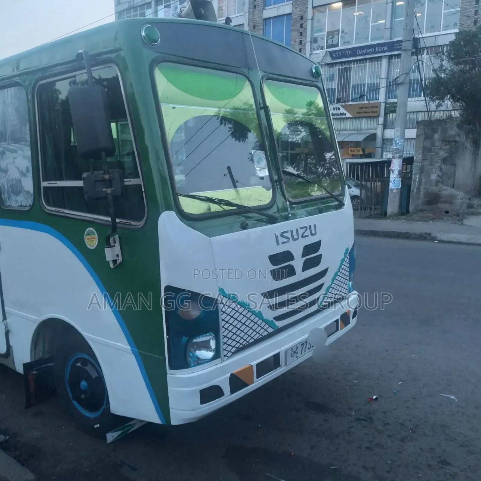 Isuzu Executive Bus 2019 White