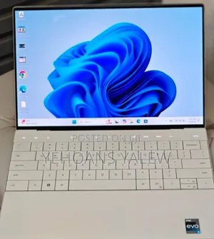 New Laptop Dell XPS 13 9320 32GB Intel Core I7 SSD 1T