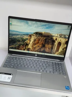 New Laptop HP Stream Notebook 8GB Intel Core I7 SSD 256GB