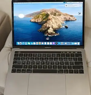New Laptop Apple MacBook Pro 2019 16GB Intel Core I7 SSD 1T