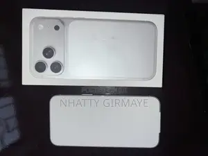 New Apple iPhone 17 Pro Max 256 GB Silver