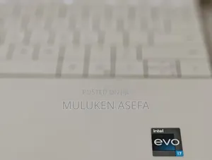 New Laptop Dell XPS 13 9320 32GB Intel Core I7 SSD 1T