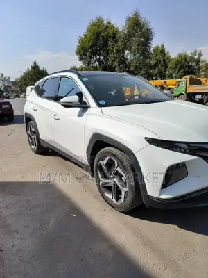 Hyundai Tucson 2022 White