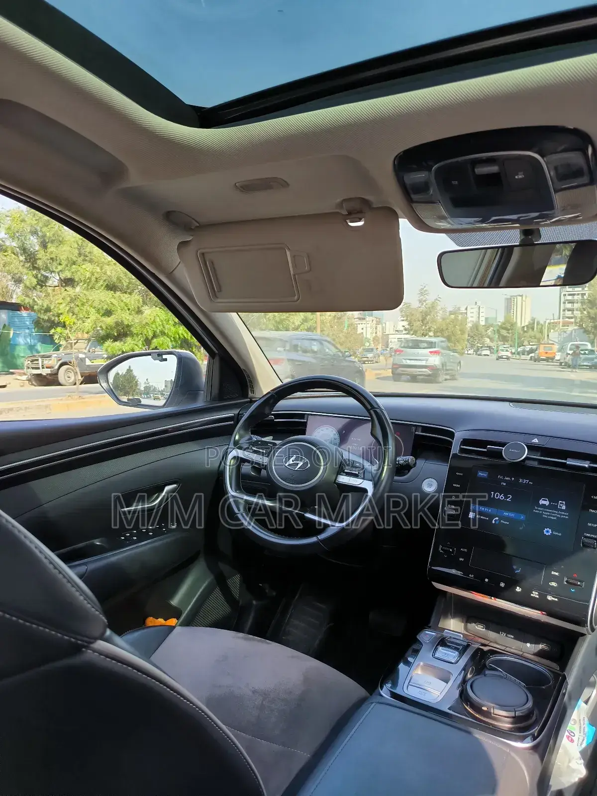 Hyundai Tucson 2022 White
