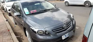Toyota Corolla 2009 Gray