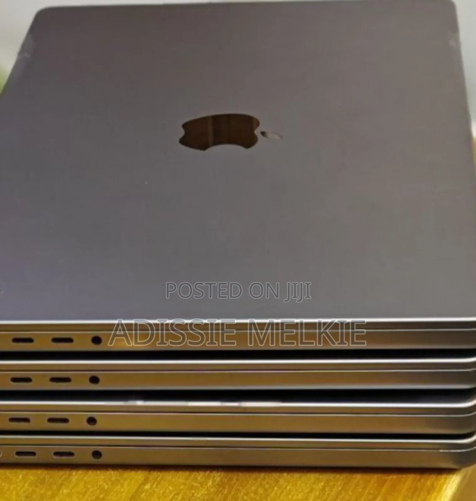New Laptop Apple MacBook Pro M1 32GB Apple M1 Pro SSD 512GB