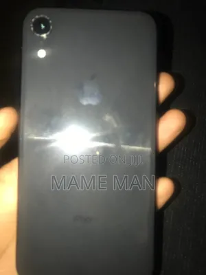 Apple XR 128 GB Black