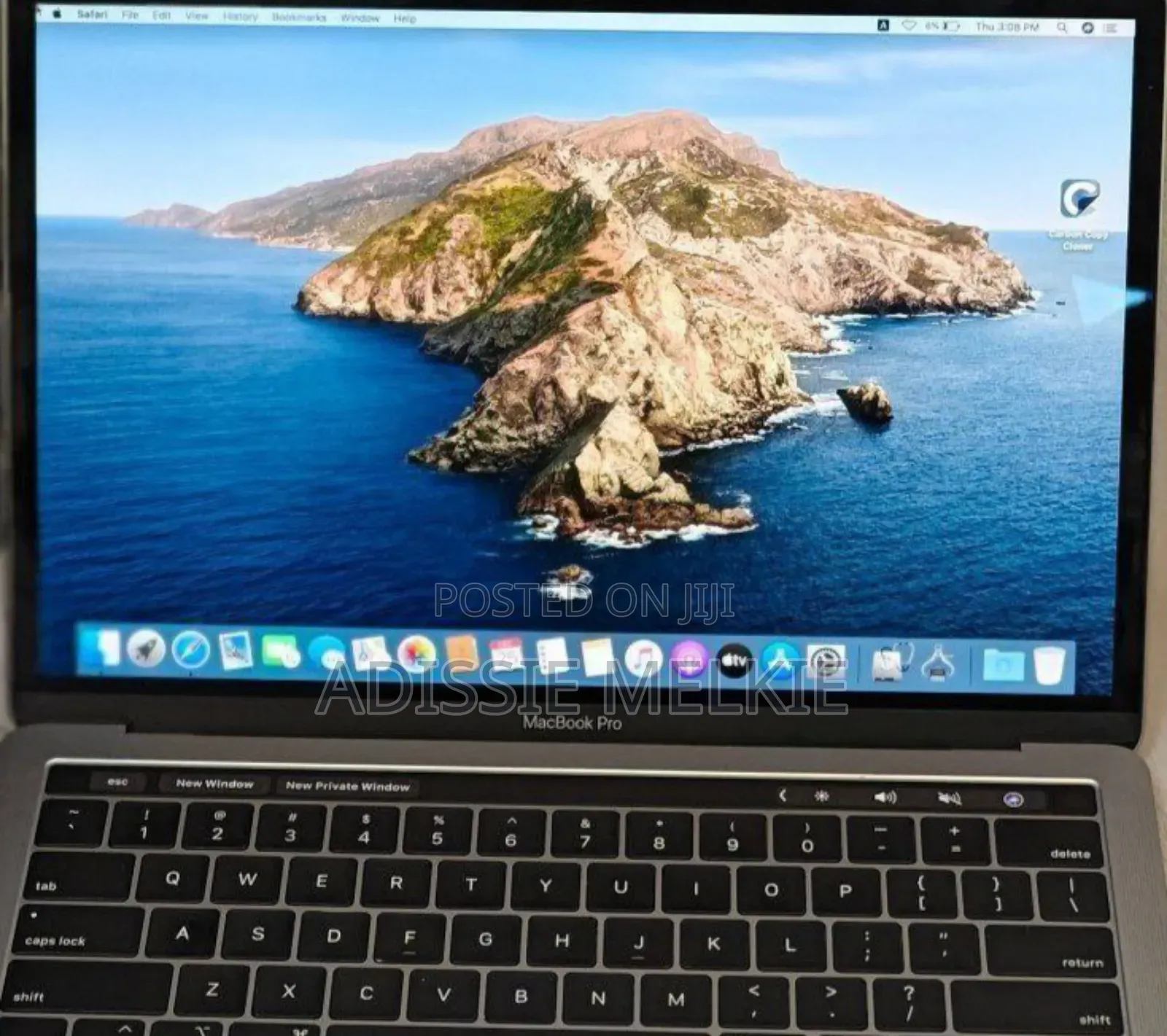 New Laptop Apple MacBook Pro 2019 16GB Intel Core I7 SSD 256GB