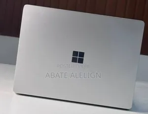 New Laptop Microsoft Surface Laptop Go 8GB Intel Core I5 SSD 256GB