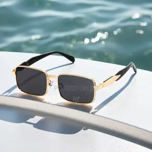 Retro Square Metal Frame Fashion Glass