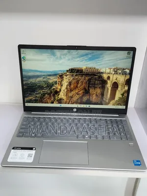 New Laptop HP Stream Notebook 8GB Intel Core I3 SSD 256GB