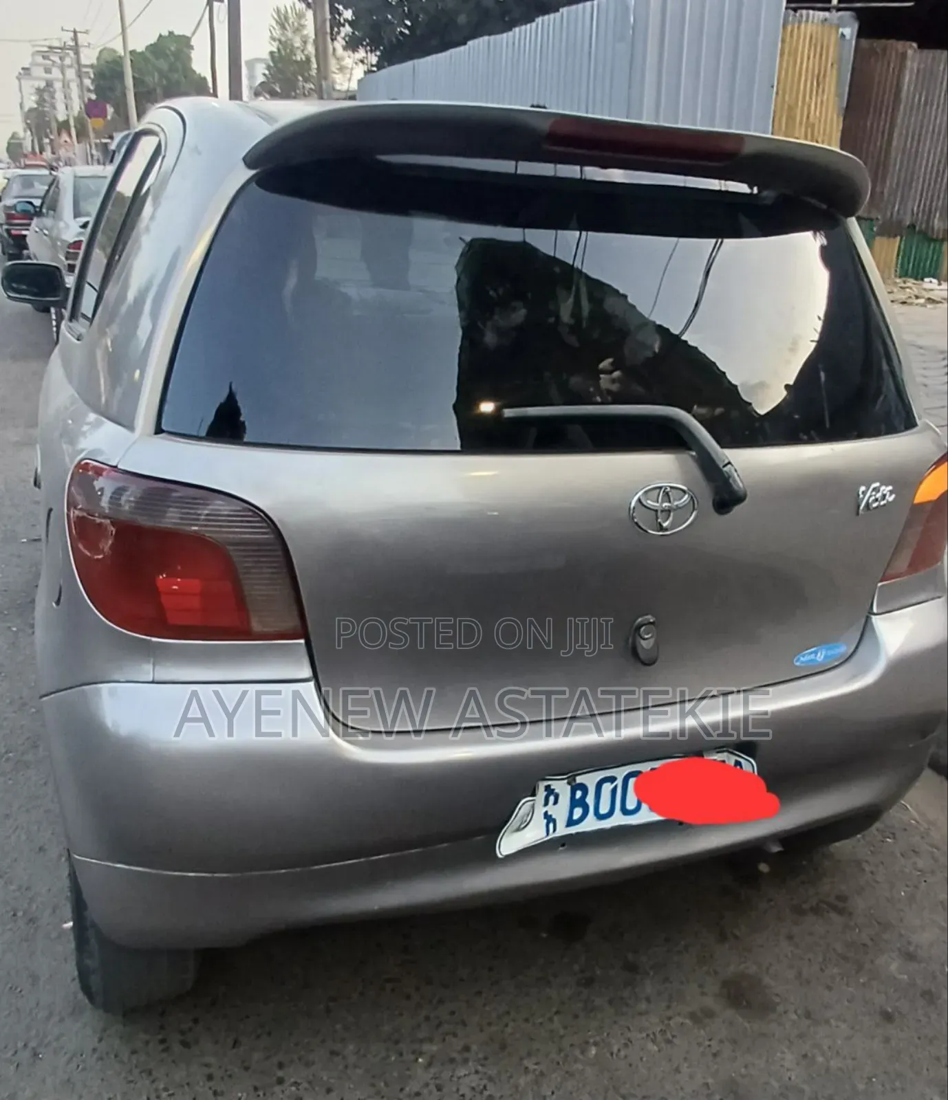 Toyota Vitz 2001 Gray