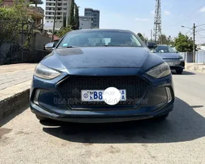 Hyundai Avante 2017 Matt Black