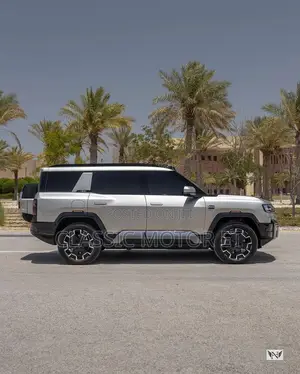 New BYD Leopard 8 2.0 Hybrid AWD 2025 Gold