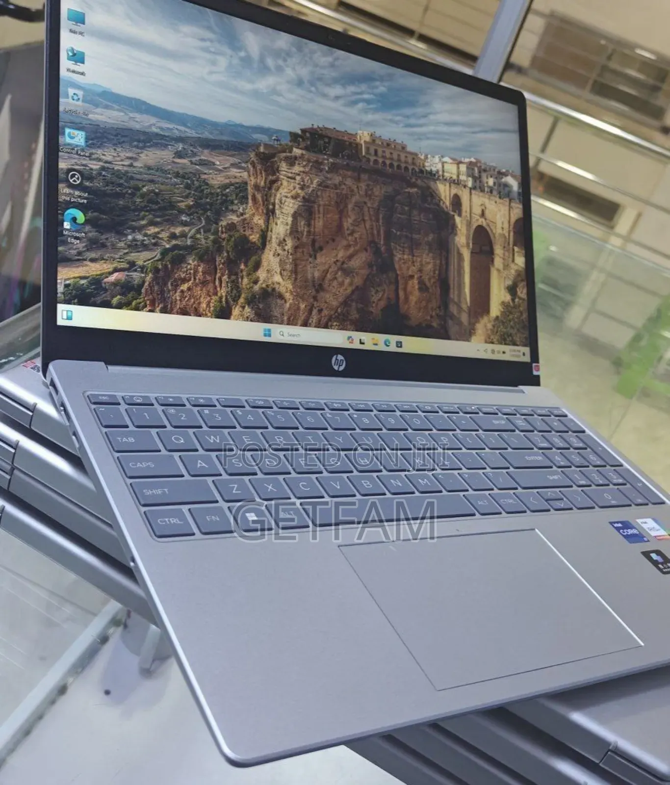 New Laptop HP Stream Notebook 16GB Intel SSD 512GB