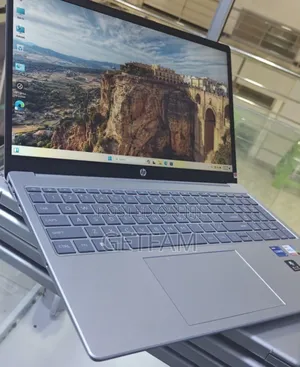 New Laptop HP Stream Notebook 16GB Intel SSD 512GB