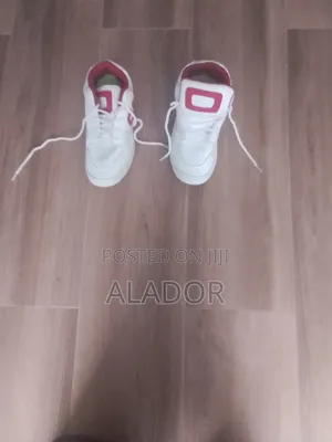 37in Oxdans Puma Shoes Brand New