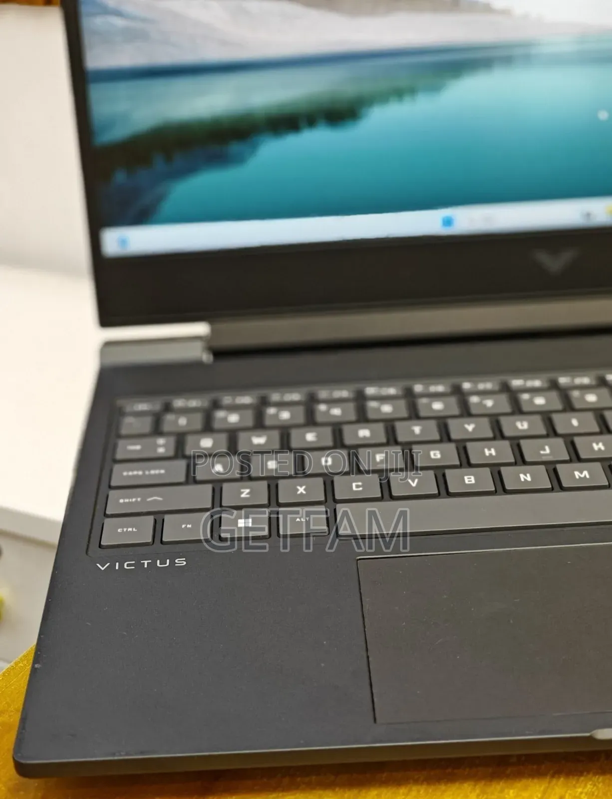 New Laptop HP Victus 15 16GB Nvidia SSD 512GB