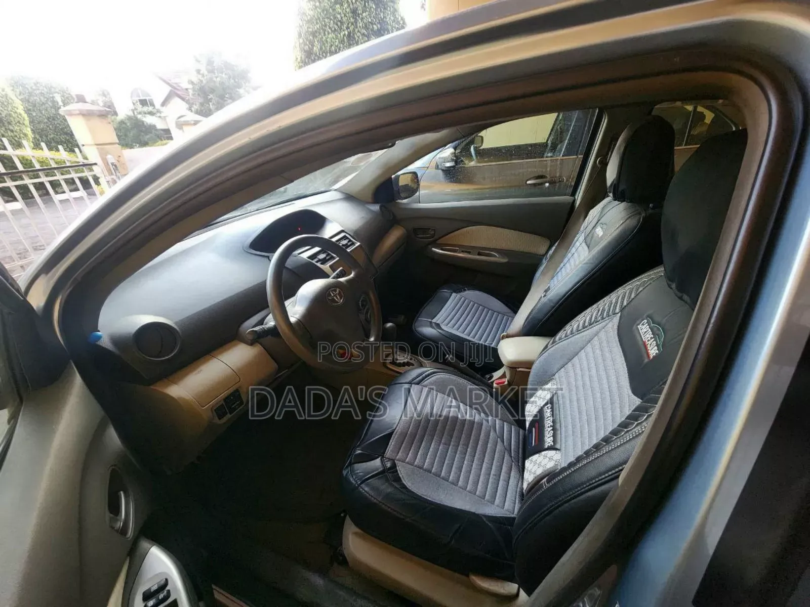 Toyota Belta 2010 Gray