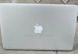 New Laptop Apple MacBook Pro 2015 8GB Intel Core I5 SSD 128GB