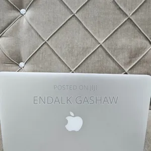 New Laptop Apple MacBook Air 2013 4GB Intel Core I5 SSD 256GB