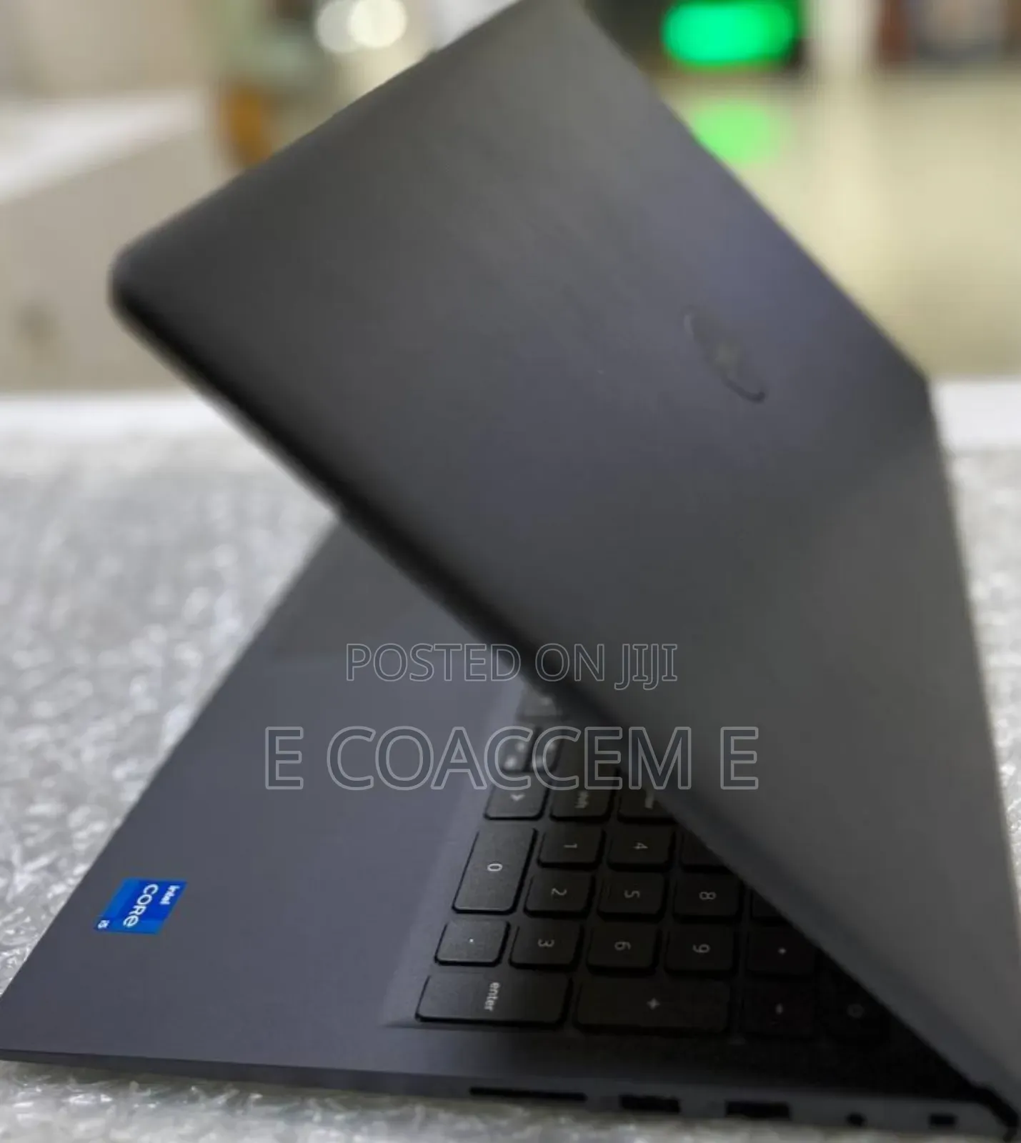 New Laptop Dell Vostro 3520 16GB Intel Core I5 SSD 512GB