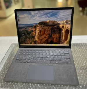 New Laptop Microsoft Surface Laptop 3 16GB Intel Core I7 SSD 512GB