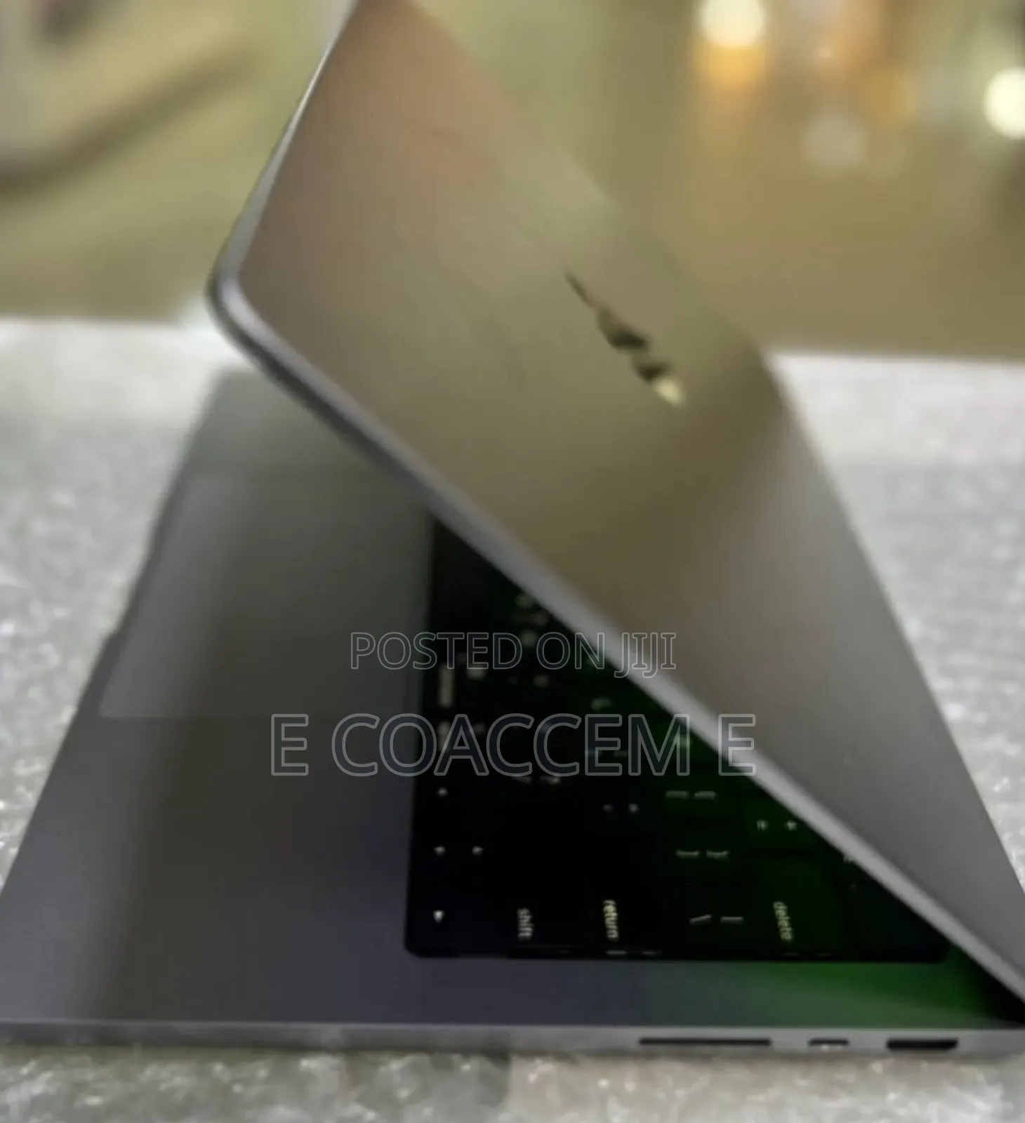 New Laptop Apple MacBook Pro M1 16GB Apple M1 Pro SSD 512GB