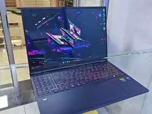 New Laptop Acer Predator Helios 300 16GB Intel Core Ultra 9 SSD 1T