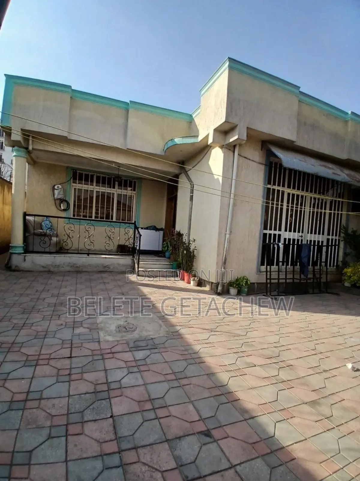 3bdrm Villa in Jacros, Villa House, Bole for sale