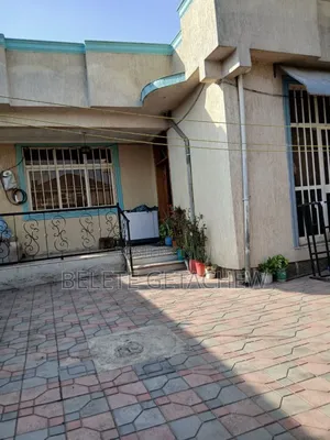 3bdrm Villa in Jacros, Villa House, Bole for sale