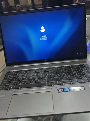 New Laptop HP ZBook Studio G3 16GB Intel Core I7 SSD 512GB
