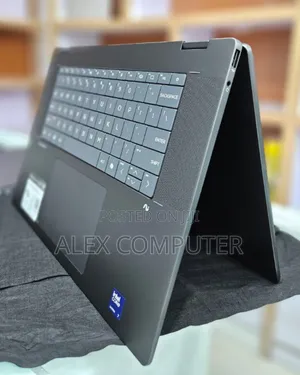 New Laptop HP OmniBook X Flip 14" 16GB Intel Core Ultra 7 SSD 1T