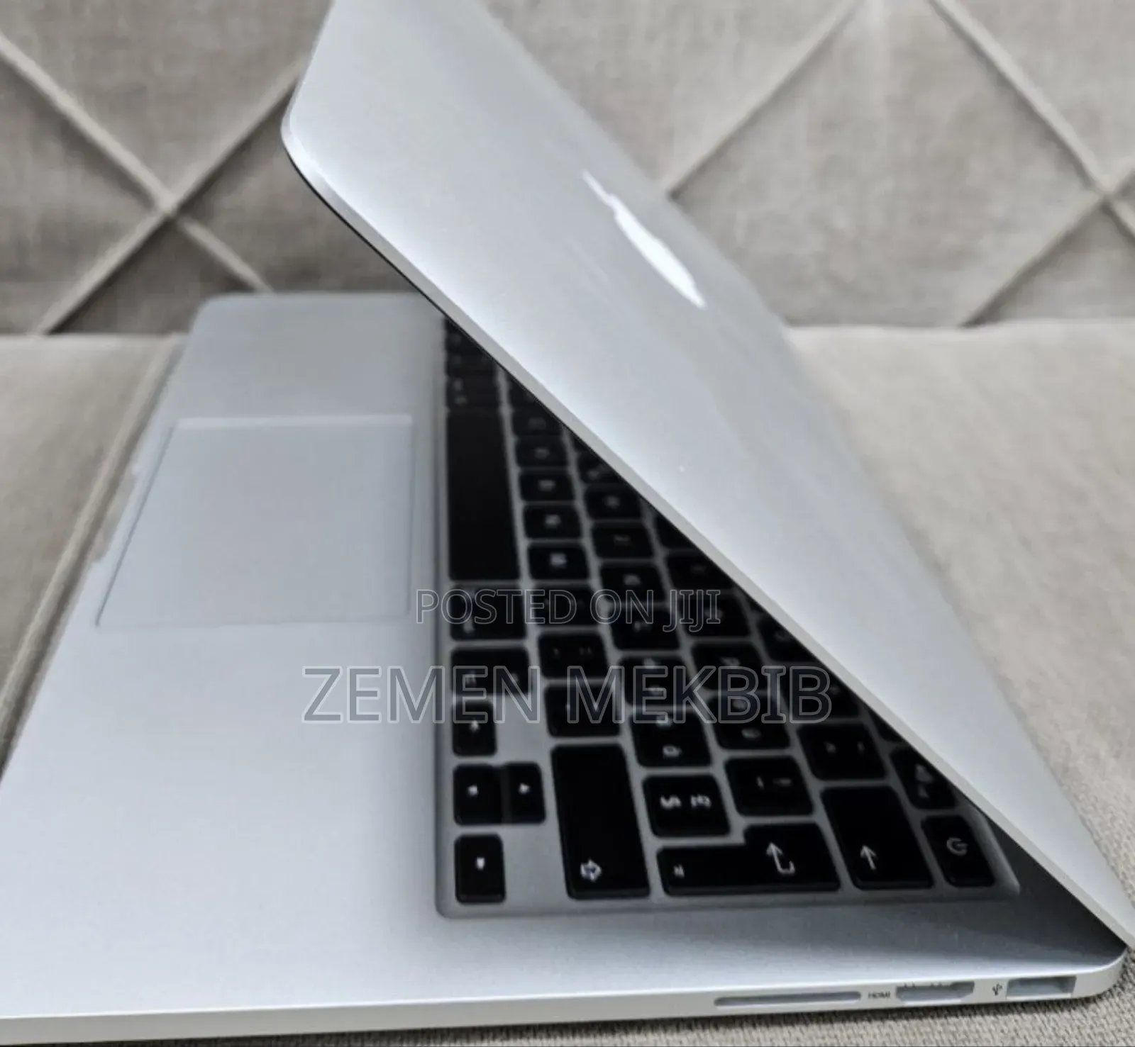New Laptop Apple MacBook Air 2015 4GB Intel Core I5 SSD 256GB
