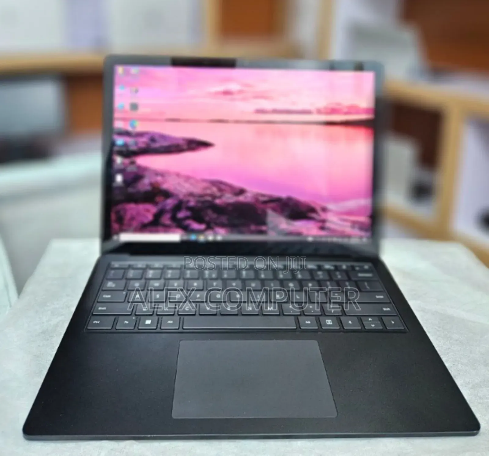 New Laptop Microsoft Surface Laptop 4 16GB Intel Core I7 SSD 512GB