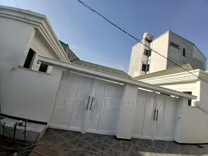 4bdrm Villa in Figa, Luxury Villa, Bole for sale