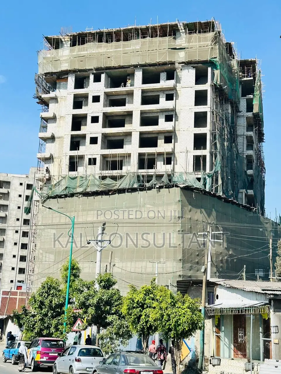 3bdrm Apartment in እልፍኝ, Kirkos for sale