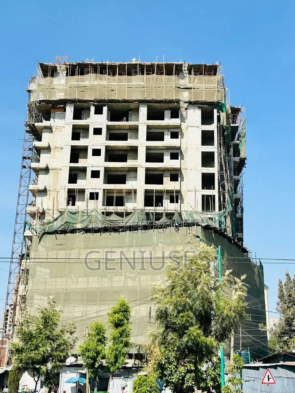 3bdrm Apartment in እልፍኝ, Kirkos for sale