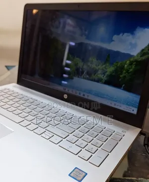 New Laptop HP Pavilion Dv4 8GB Intel Core I7 HDD 1T