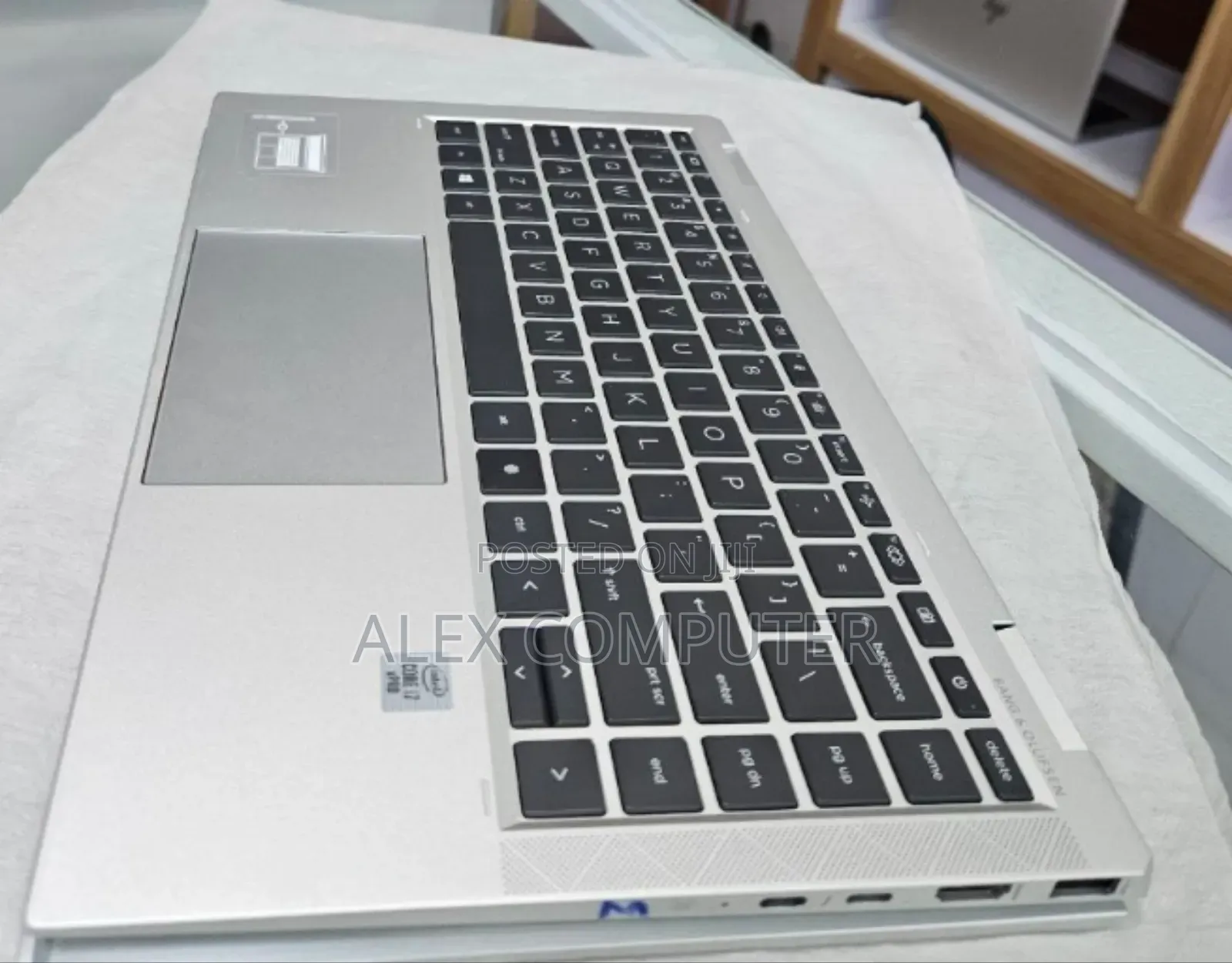 New Laptop HP EliteBook X360 1040 G7 16GB Intel Core I7 SSD 512GB