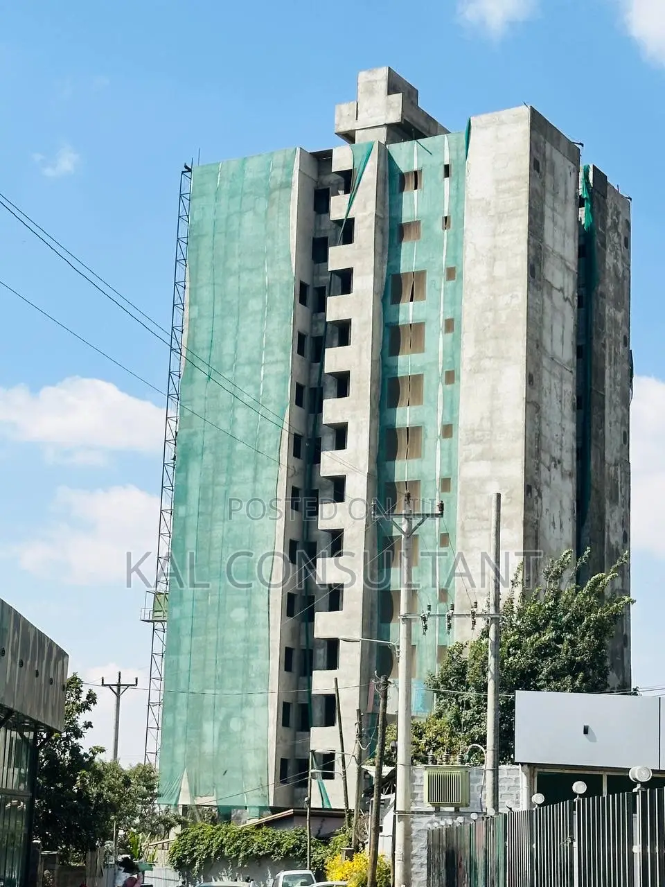 4bdrm Apartment in The View Apartment, Nifas Silk-Lafto for sale