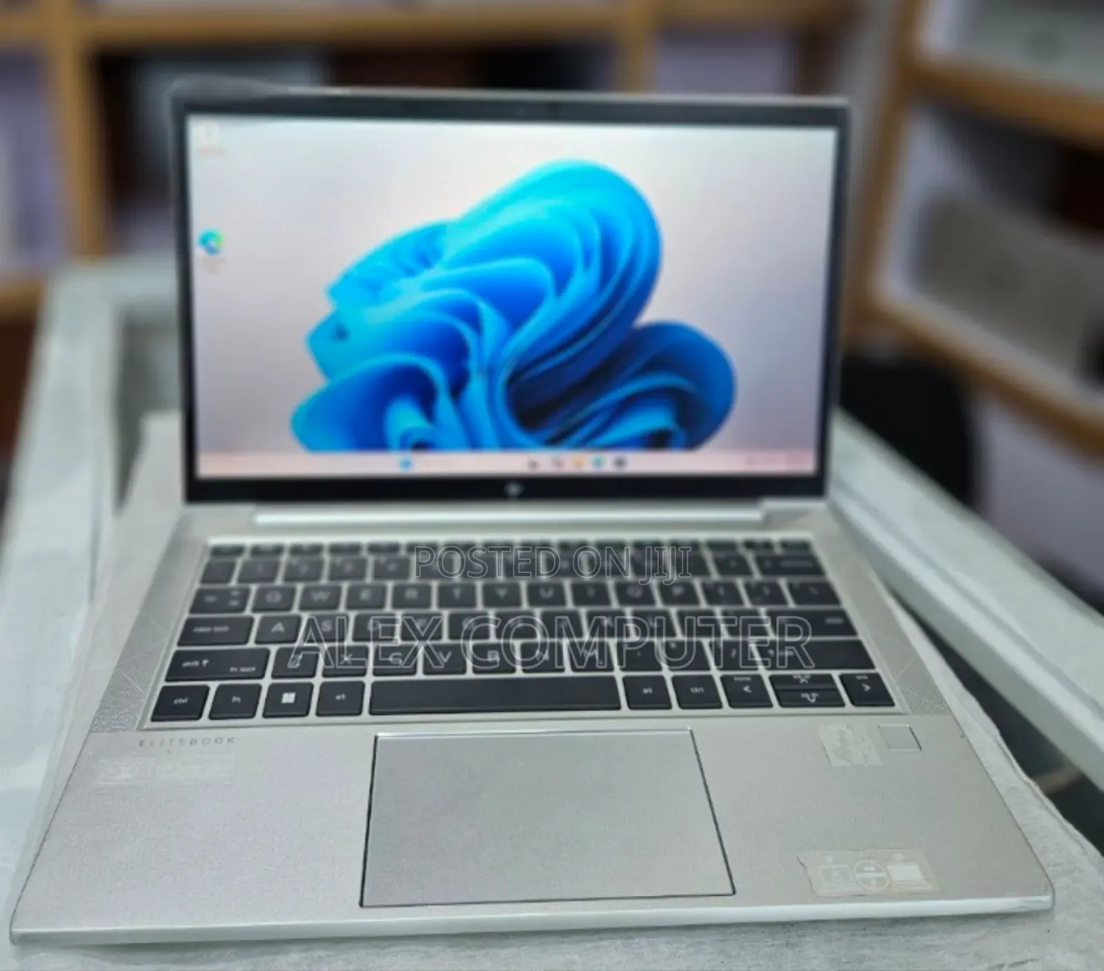 New Laptop HP EliteBook 845 G7 16GB AMD Ryzen 5 SSD 512GB